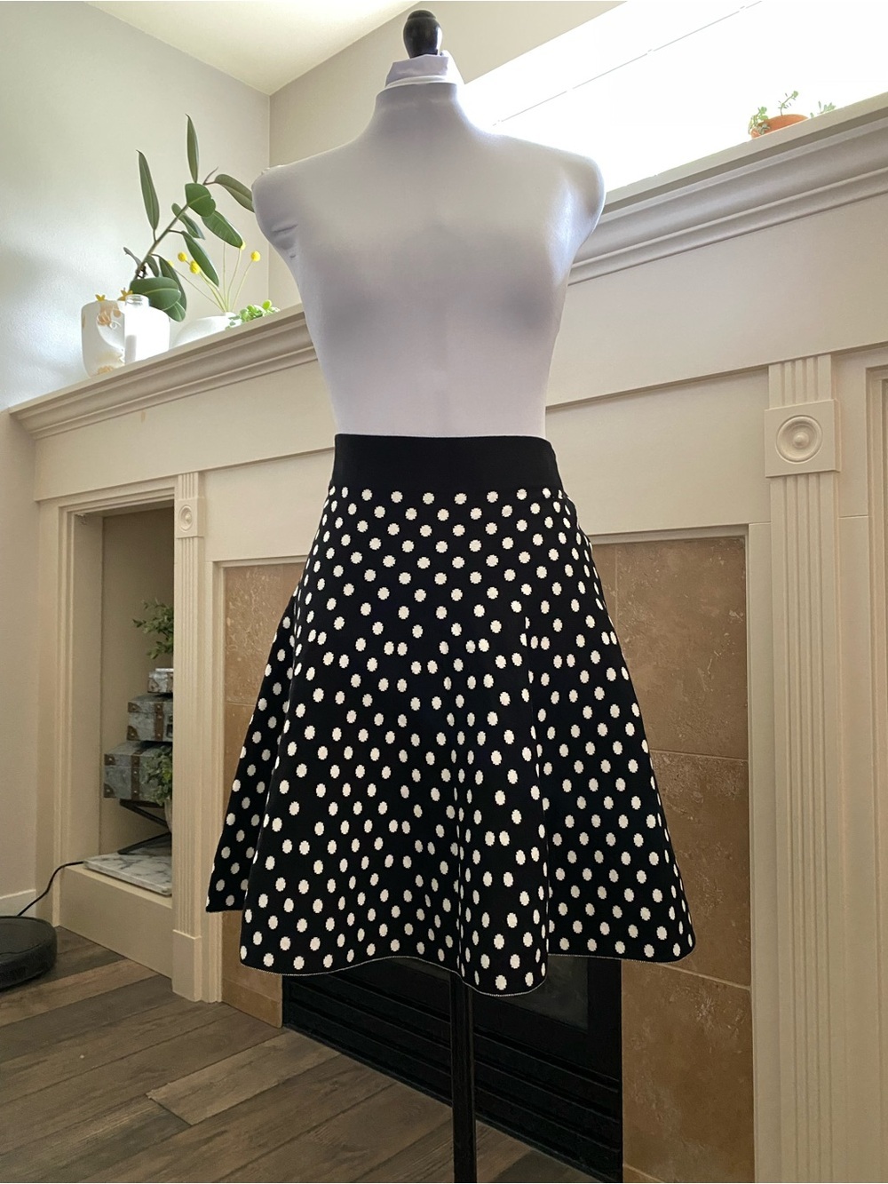 EUC Maeve Black and White Polka Dot A-Line Skirt - Picture 2 of 3